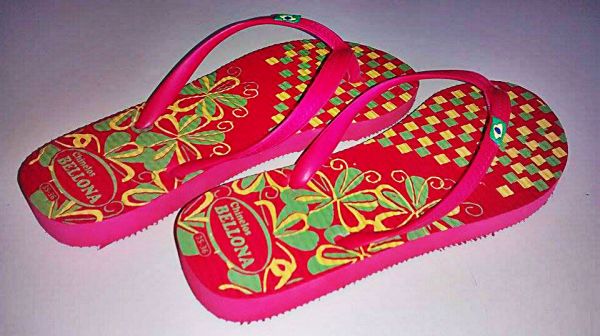 CHINELOS COM DECLIVE | LISTRINHAS