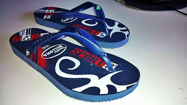 CHINELOS COM DECLIVE | SPORT